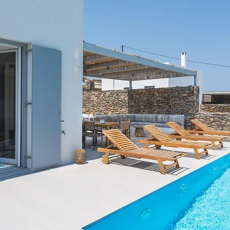 Mz Deep Blue Kythnos